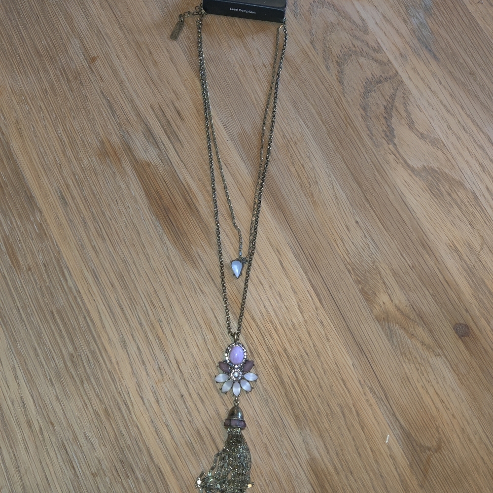 Lulu's dangle necklace